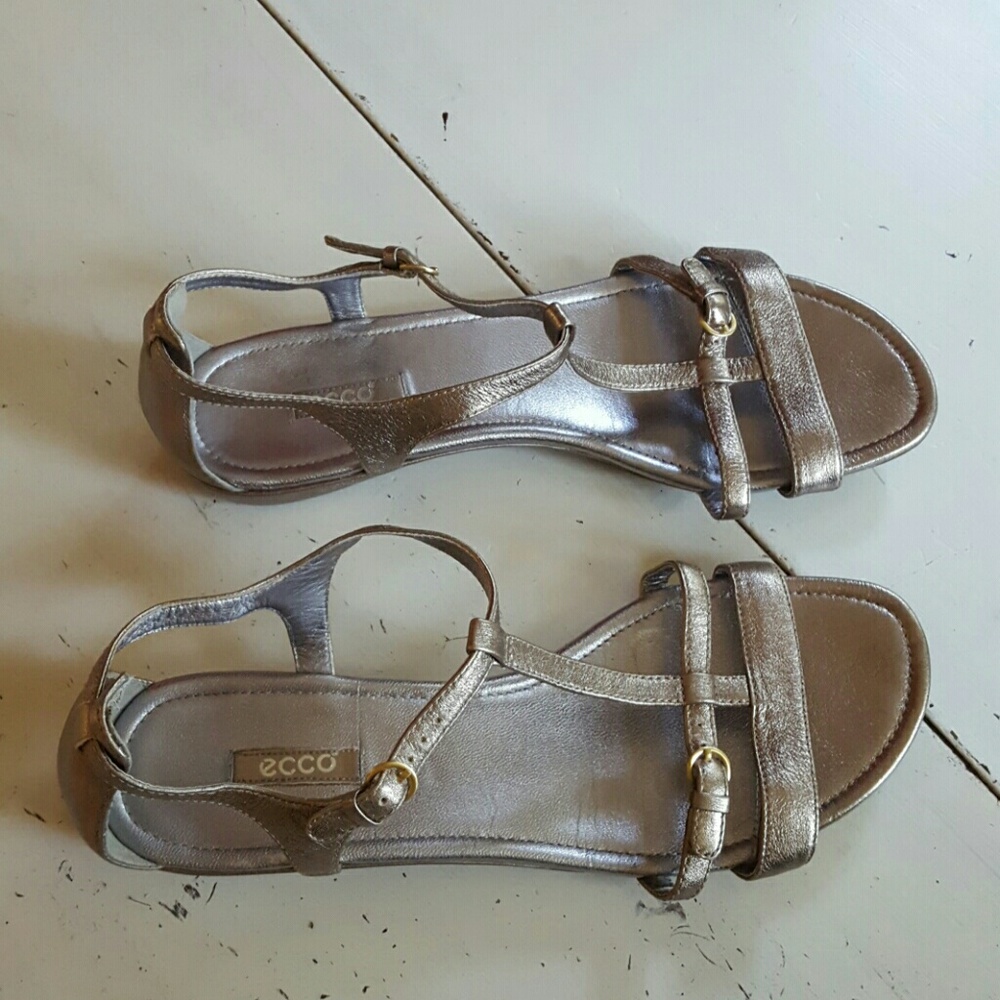 Metallic sandals